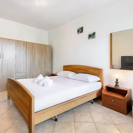 Hostdomus- Oltrefinale-for Nature Lovers, Biking, Climbing And Trekking Vezzi Portio