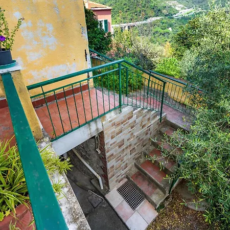 Hostdomus- Oltrefinale-for Nature Lovers, Biking, Climbing And Trekking * Vezzi Portio